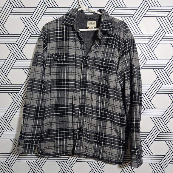 Mens LL Bean  Insulated Button Front Size Small - Picture 1 of 5